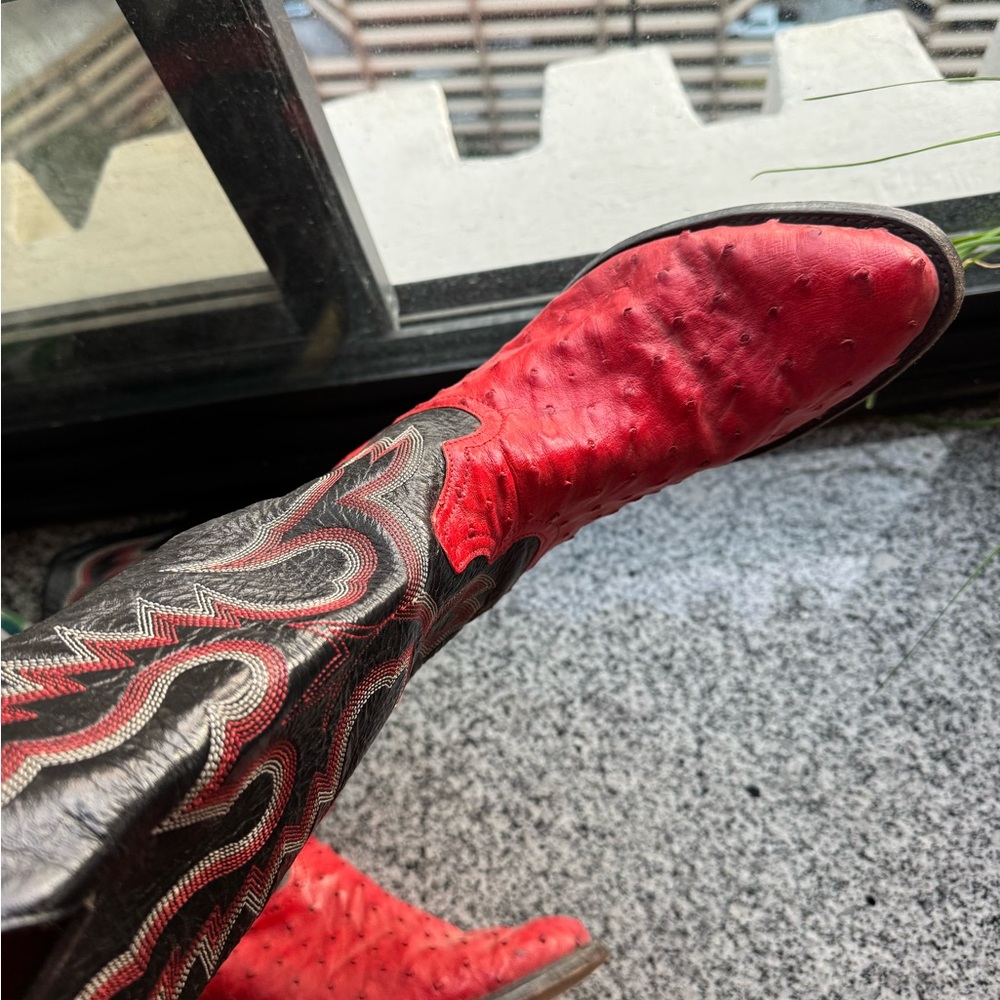 TONY LAMA RED VINTAGE OSTRICH QUILL SKIN LEATHER BOOTS - Picture 3 of 5